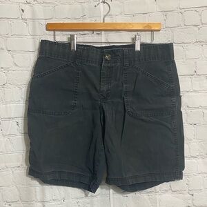 Dockers Womens Size 12P Sure Fit Waistband Black Shorts